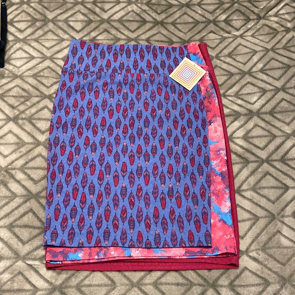 SOLD Lularoe Cassie 3 skirt bundle ! 1 each S-M-L new w/o tags